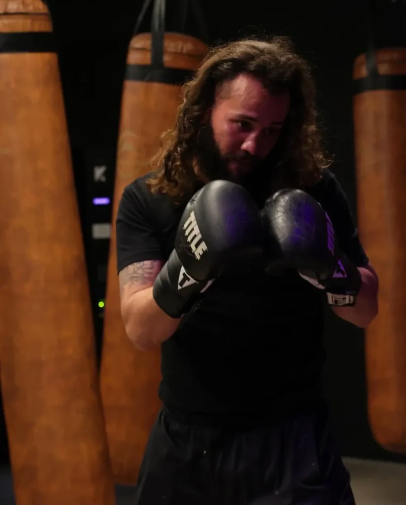 Kickboxing—Boxing training